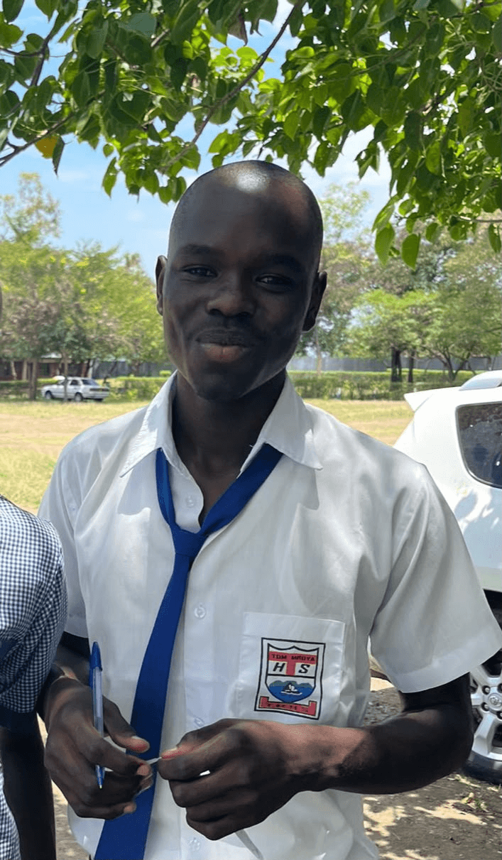 Raila, 19 años · Mbita, Kenia